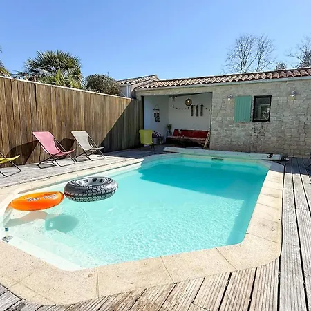 Avec Piscine A Deux Pas Des Pistes Cyclables Vila Rivedoux-Plage